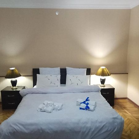 Apartment Down Town Group Tbilisi Exterior photo